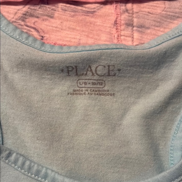 Assorted Tees and Tanks and Leggings/Shorts - Picture 3 of 13